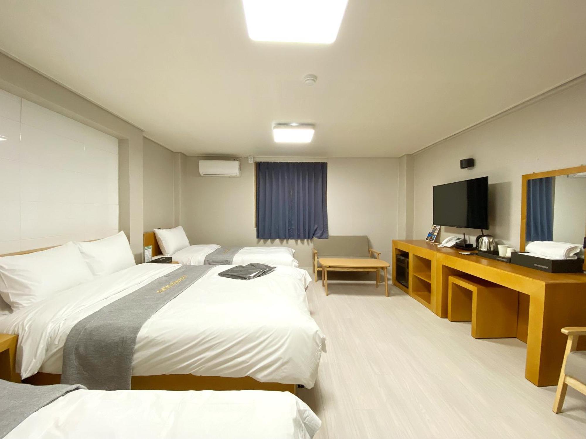 Suanbo Hot Spring Healing Hotel Chungju Exterior photo
